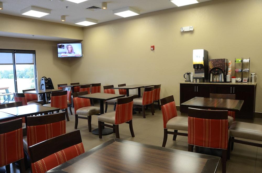 Comfort Inn & Suites Cave City Exterior foto