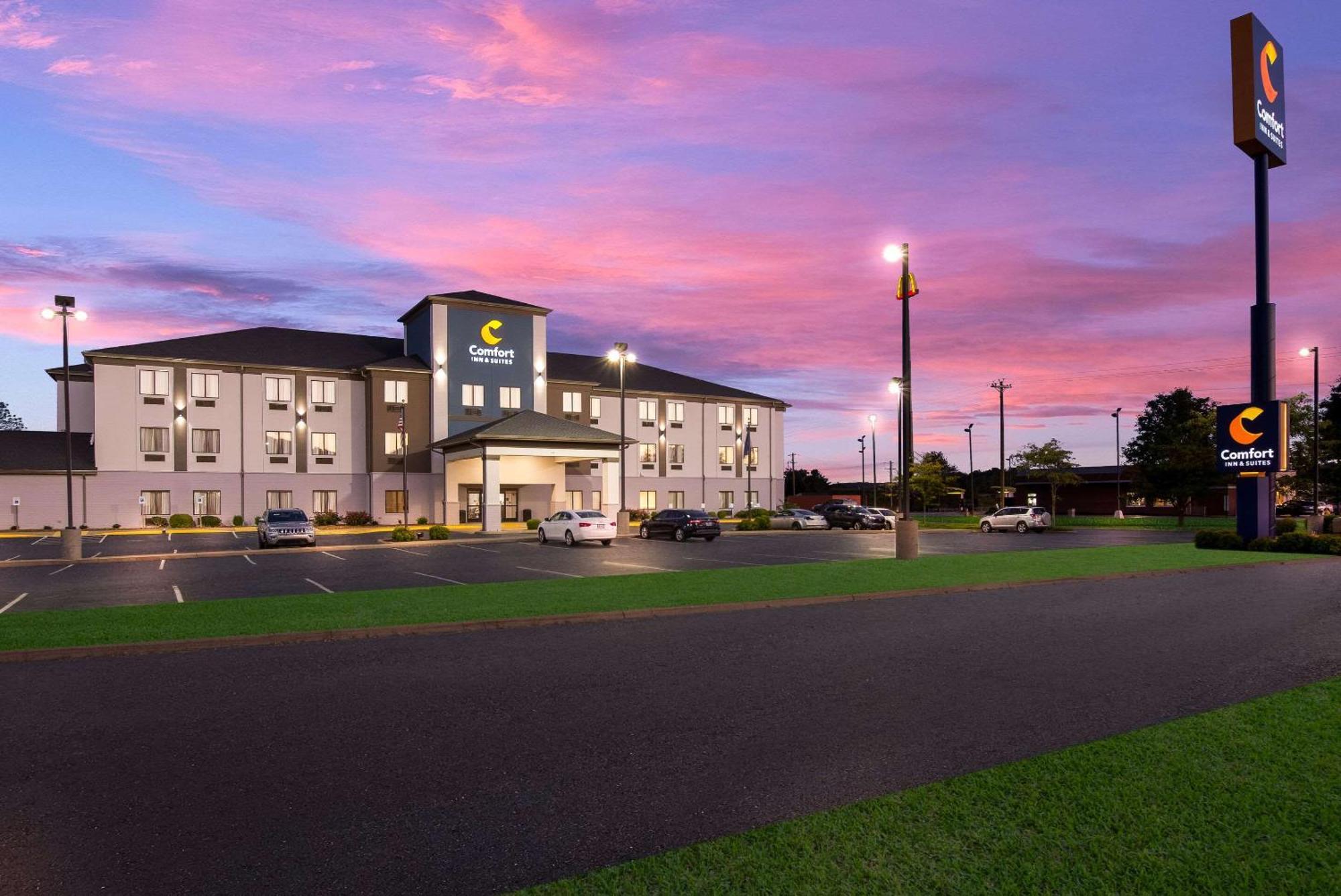 Comfort Inn & Suites Cave City Exterior foto